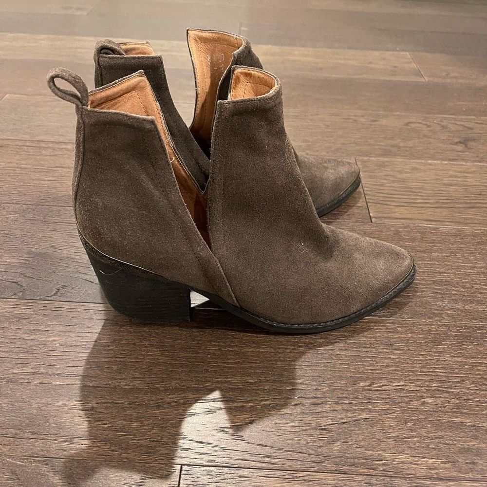 Jeffrey Campbell Cromwell Boots